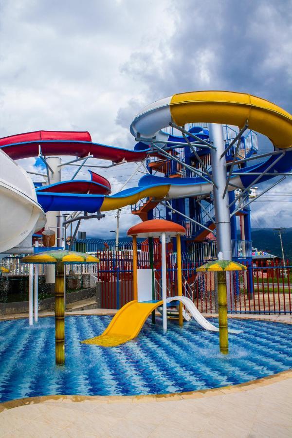 Hotel Chinauta Real Zewnętrze zdjęcie