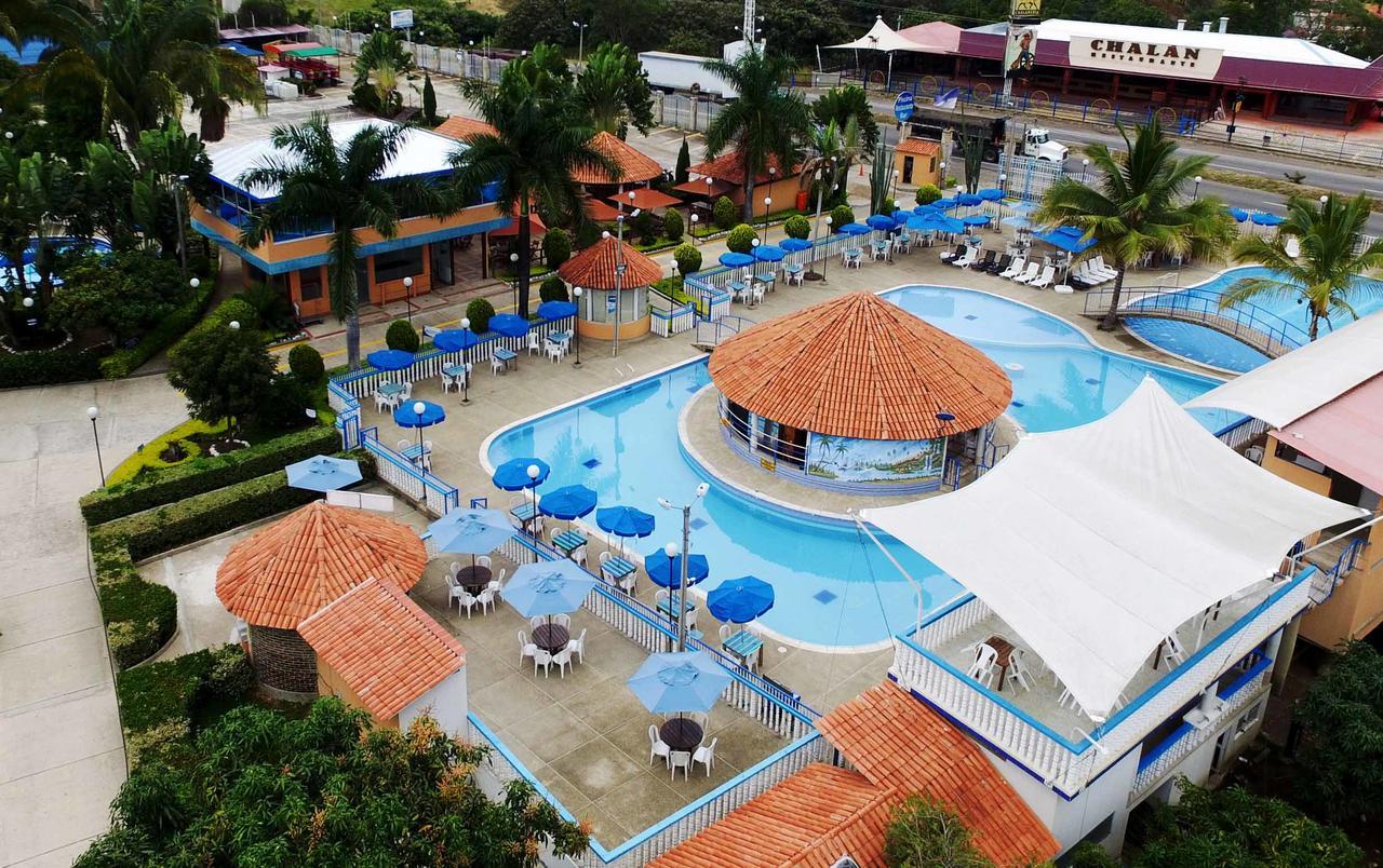 Hotel Chinauta Real Zewnętrze zdjęcie
